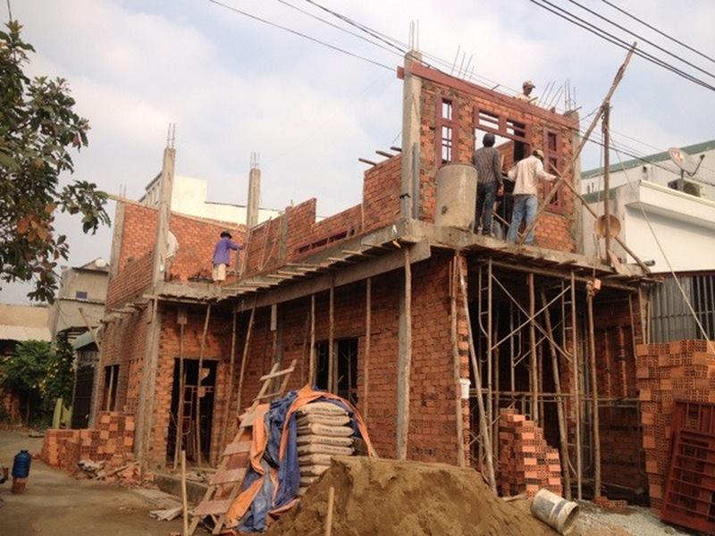 Giấc mơ về việc nhà đang xây dở tầng 2 cho thấy một khát khao hoàn thiện