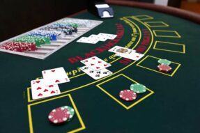 Bí kíp thắng lớn nhờ phân tích chiến thuật tại Blackjack VN88