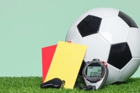 Kèo thẻ phạt Fun88: Bí quyết soi trận đấu, thắng ngay